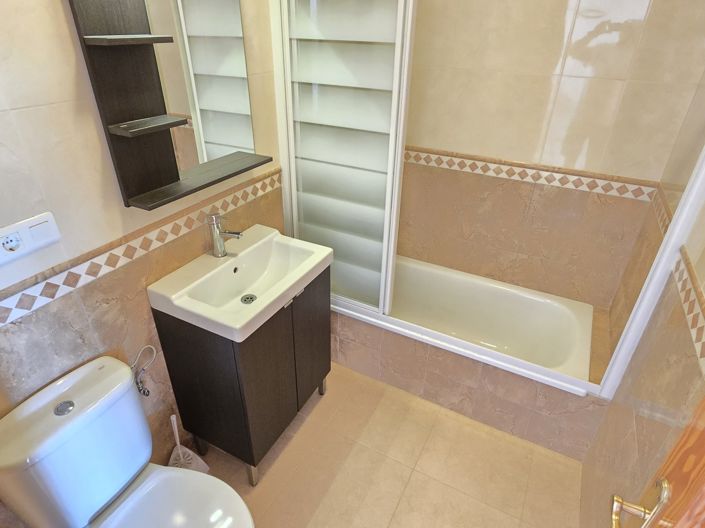 Image No.32-3 Bed Villa for sale