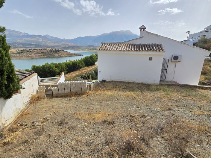 Image No.8-3 Bed Villa for sale