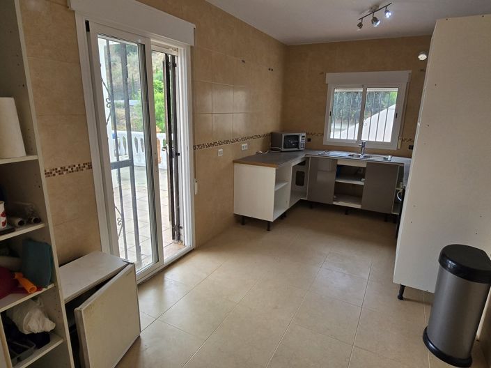 Image No.17-3 Bed Villa for sale