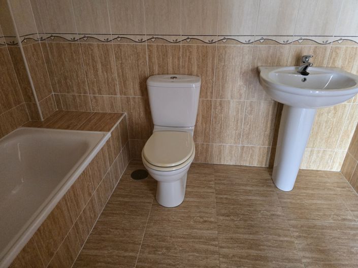 Image No.29-3 Bed Village House for sale