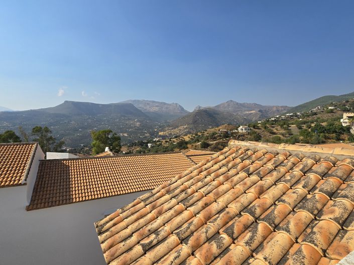 Image No.6-3 Bed Village House for sale