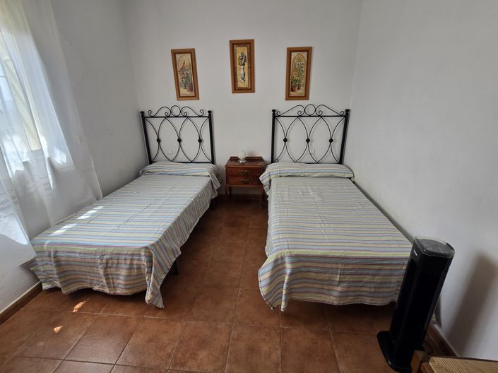 Image No.21-4 Bed Village House for sale