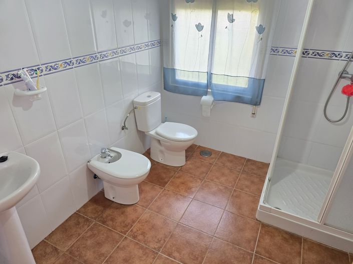 Image No.28-4 Bed Village House for sale