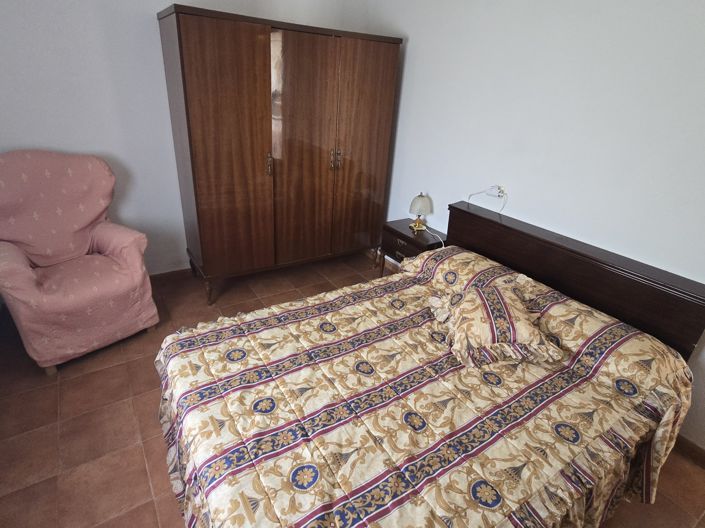 Image No.26-4 Bed Village House for sale