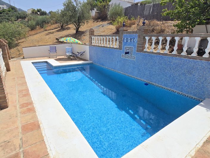 Image No.8-4 Bed Village House for sale