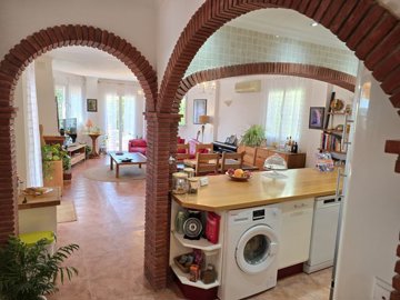 1377-villa-for-sale-in-alcaucin-48394-large