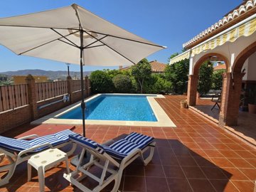 1377-villa-for-sale-in-alcaucin-48420-large