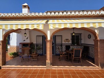 1377-villa-for-sale-in-alcaucin-48419-large