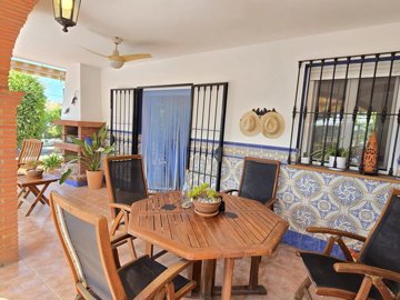 1377-villa-for-sale-in-alcaucin-48421-large
