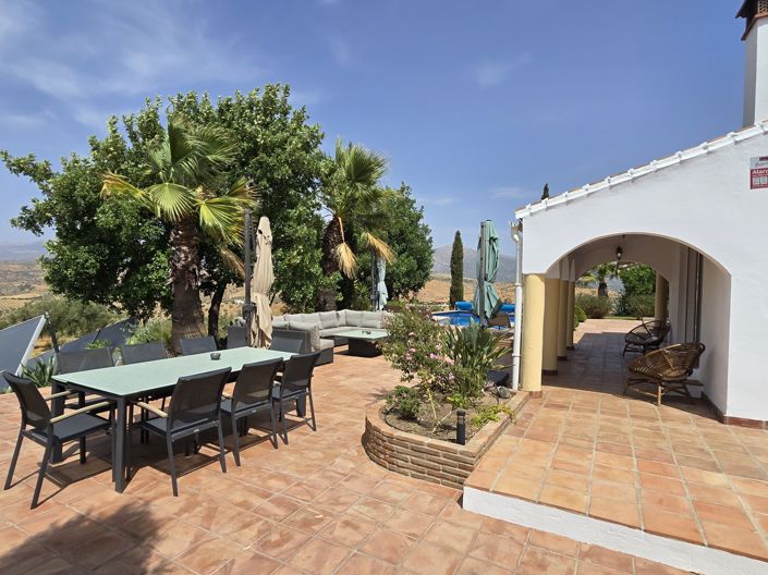 Image No.19-4 Bed Villa for sale