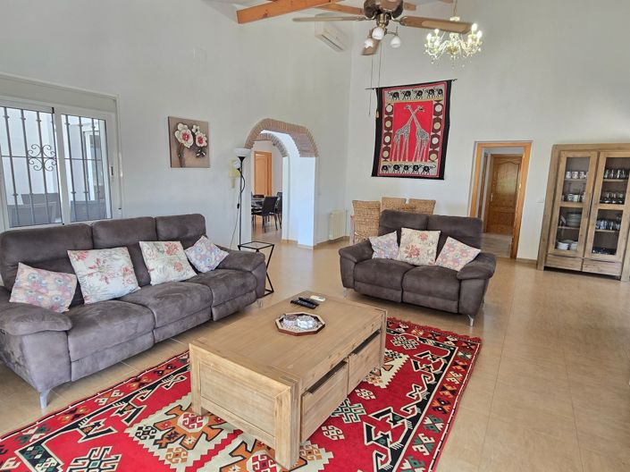 Image No.32-4 Bed Villa for sale