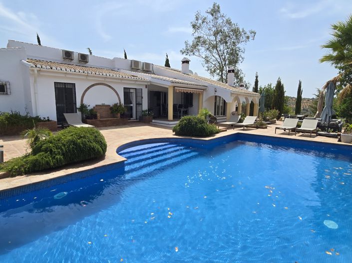 Image No.6-4 Bed Villa for sale