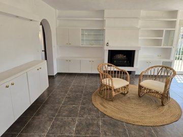 1383-villa-for-sale-in-alcaucin-48755-large