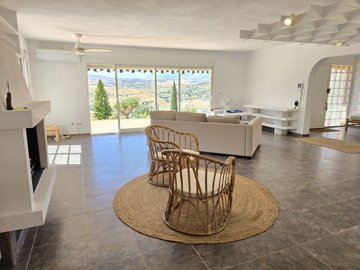1383-villa-for-sale-in-alcaucin-48758-large