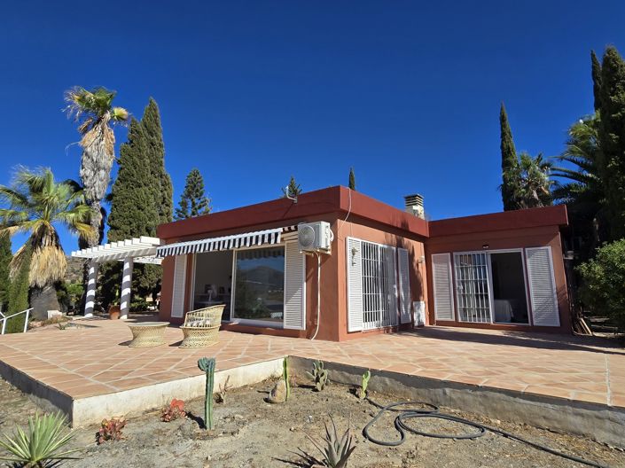 Image No.3-Villa de 2 chambres à vendre à Alcaucín