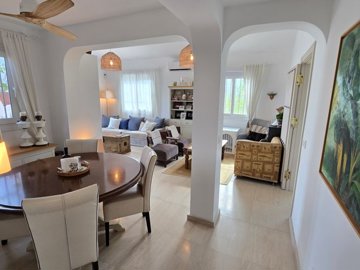 1384-villa-for-sale-in-los-romanes-48915-larg