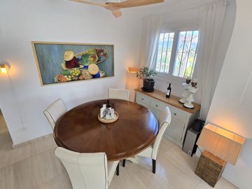 1384-villa-for-sale-in-los-romanes-48894-larg