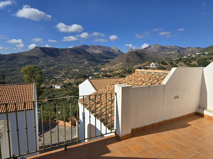 Image No.5-3 Bed Village House for sale