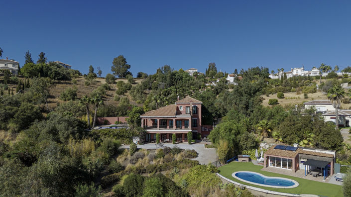 Image No.2-6 Bed Villa for sale