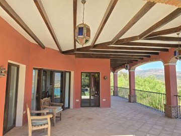 1388-villa-for-sale-in-vinuela-49310-large