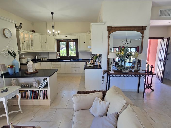 Image No.19-6 Bed Villa for sale