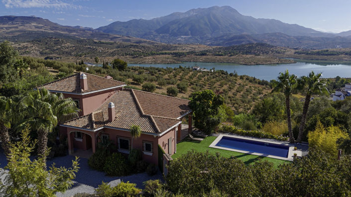 Image No.3-6 Bed Villa for sale