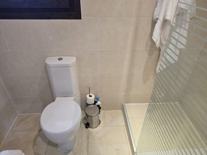 Image No.27-6 Bed Villa for sale