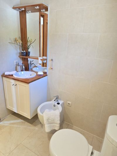 Image No.30-6 Bed Villa for sale