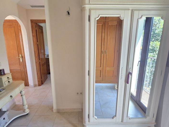 Image No.36-6 Bed Villa for sale