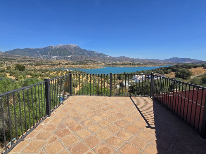 Image No.41-6 Bed Villa for sale