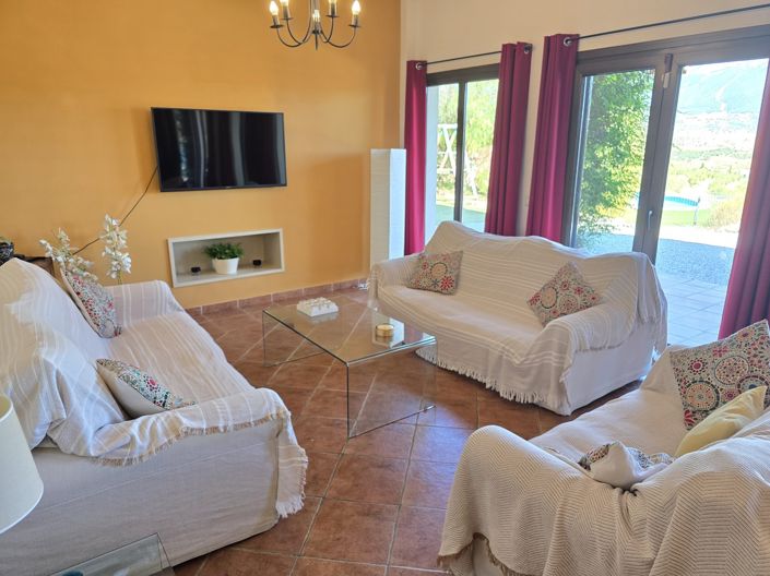 Image No.46-6 Bed Villa for sale