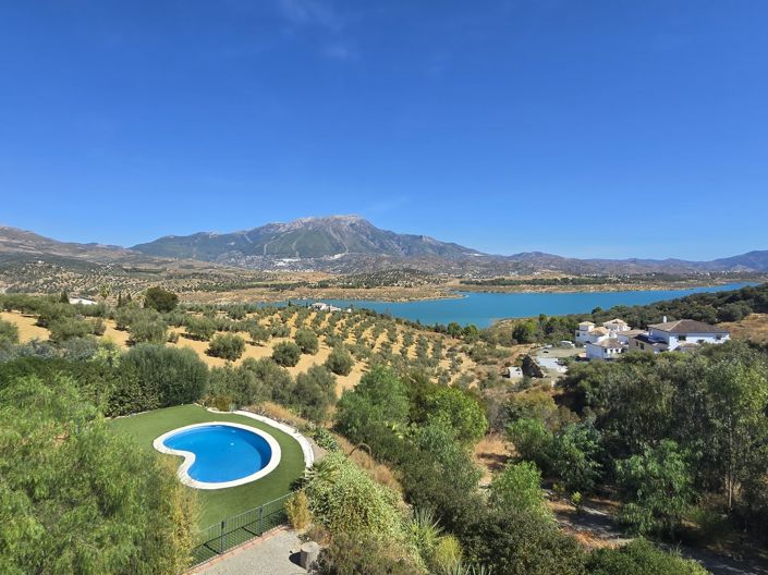 Image No.7-6 Bed Villa for sale