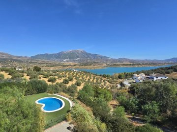 1388-villa-for-sale-in-vinuela-49353-large