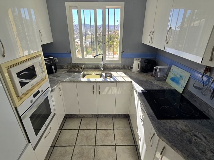 Image No.14-3 Bed Villa for sale