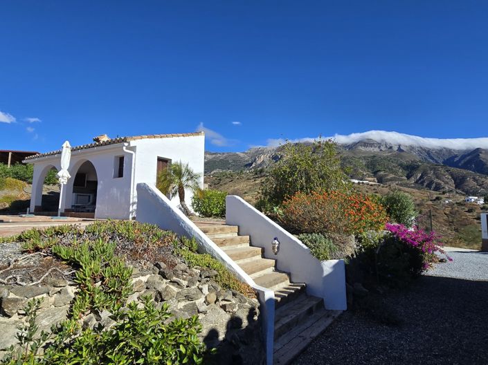 Image No.41-4 Bed Villa for sale