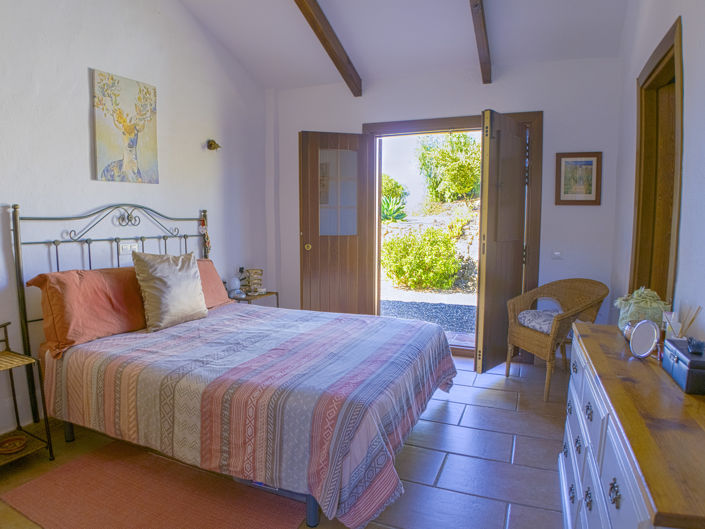 Image No.25-4 Bed Villa for sale