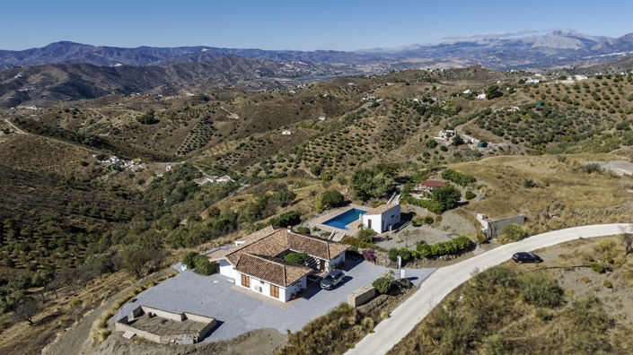 Image No.5-4 Bed Villa for sale