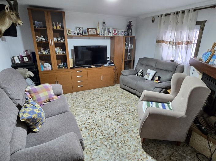 Image No.27-6 Bed Village House for sale