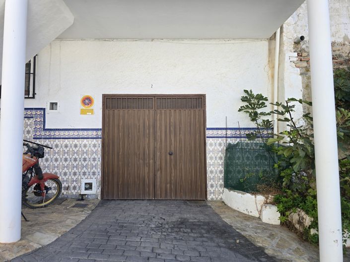 Image No.34-6 Bed Village House for sale