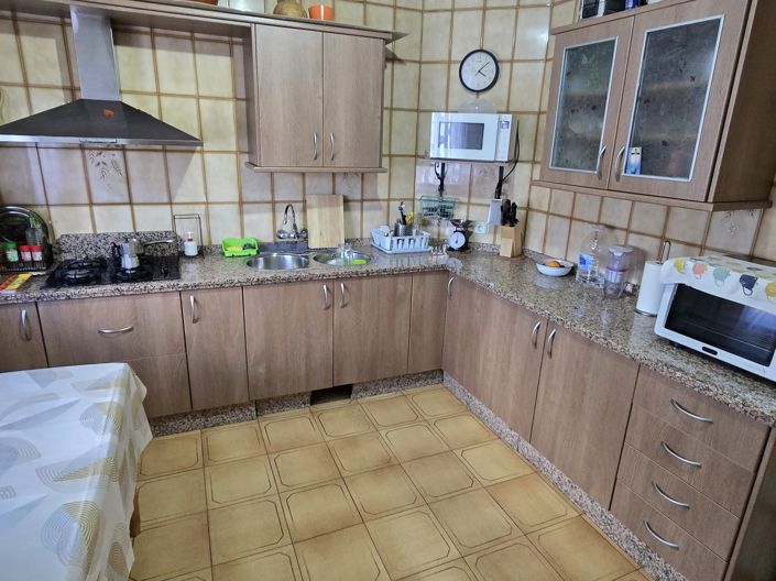 Image No.9-6 Bed Village House for sale