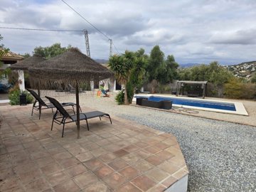 1396-villa-for-sale-in-alcaucin-49813-large
