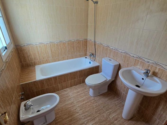 Image No.25-3 Bed Village House for sale