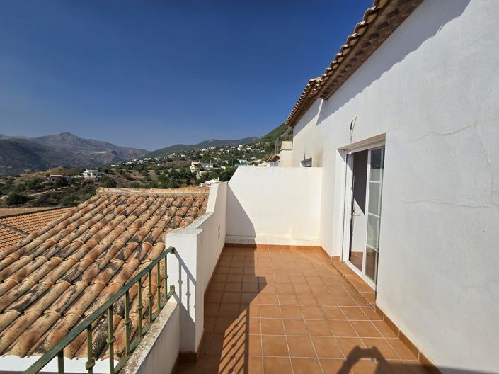 Image No.3-3 Bed Village House for sale