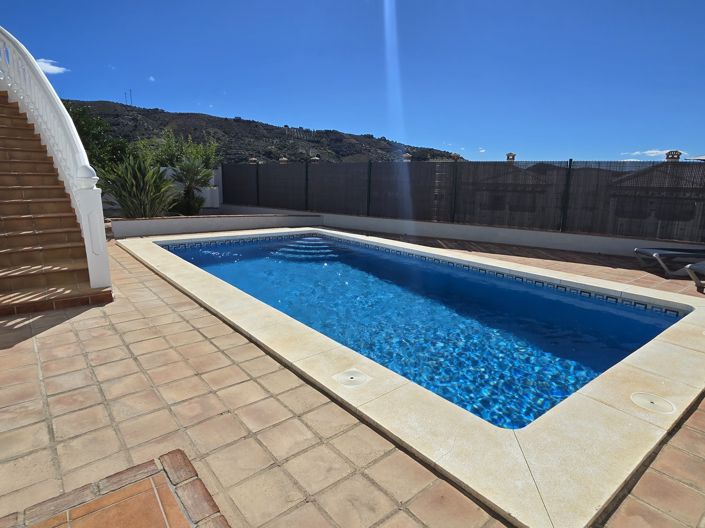 Image No.4-Villa de 3 chambres à vendre à Alcaucín