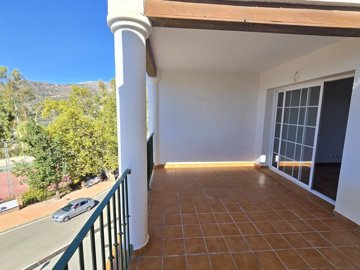 1400-village-house-for-sale-in-alcaucin-50294