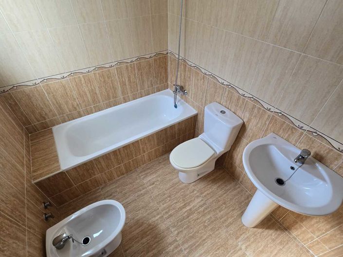 Image No.24-3 Bed Village House for sale