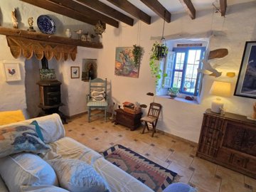 1220-village-house-for-sale-in-vinuela-50771-