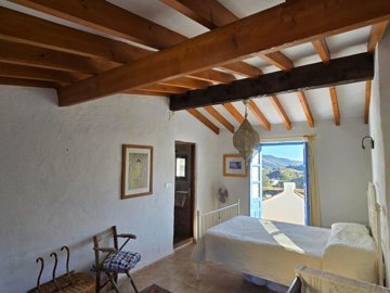 1220-village-house-for-sale-in-vinuela-50761-