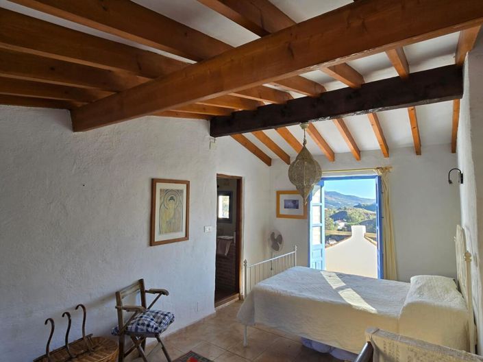 Image No.17-2 Bed Village House for sale