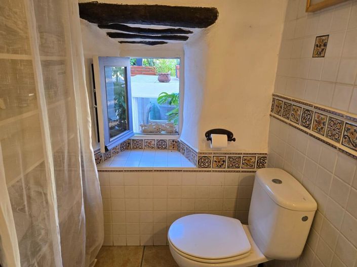 Image No.28-2 Bed Village House for sale